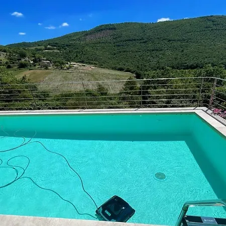 Casa vacanze Pool And Detached In Its Own Private Grounds