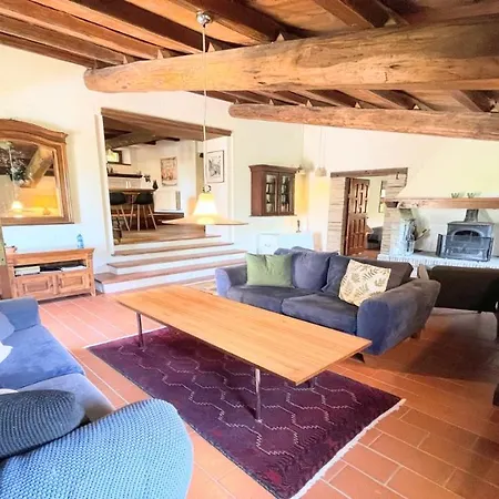 Pool And Detached In Its Own Private Grounds *