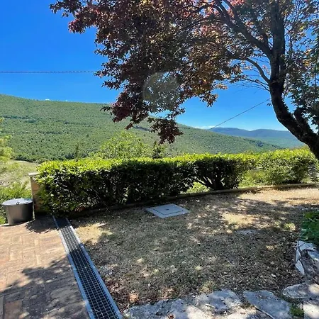Pool And Detached In Its Own Private Grounds * سبوليتو