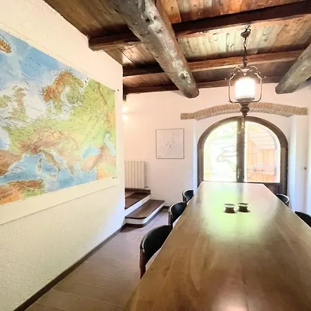 Pool And Detached In Its Own Private Grounds بيت للعطل *
