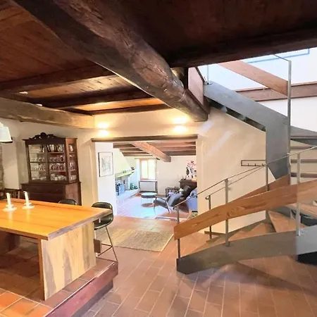 Pool And Detached In Its Own Private Grounds Casa vacanze *